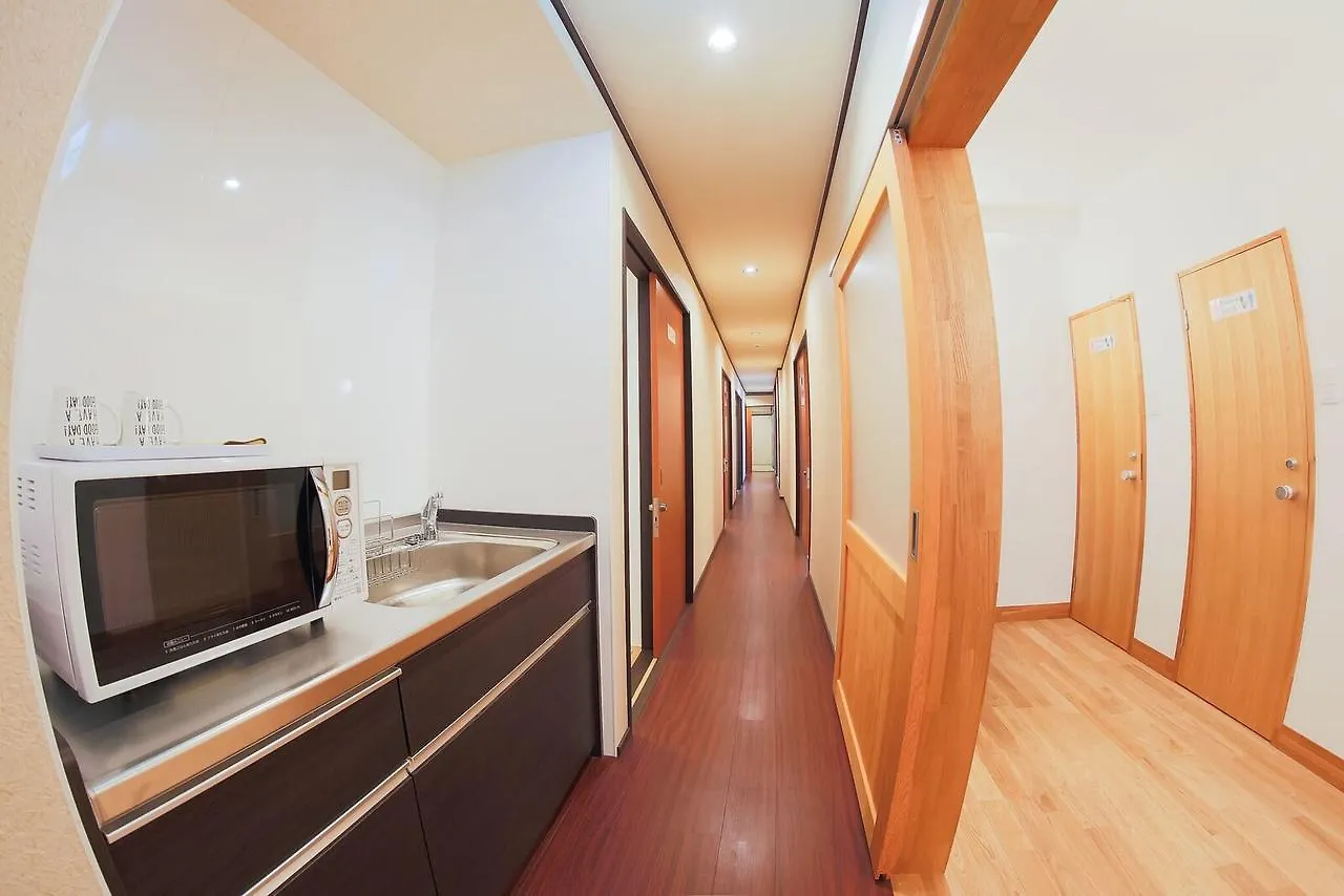 Guest House Shijo Kyoto Kro